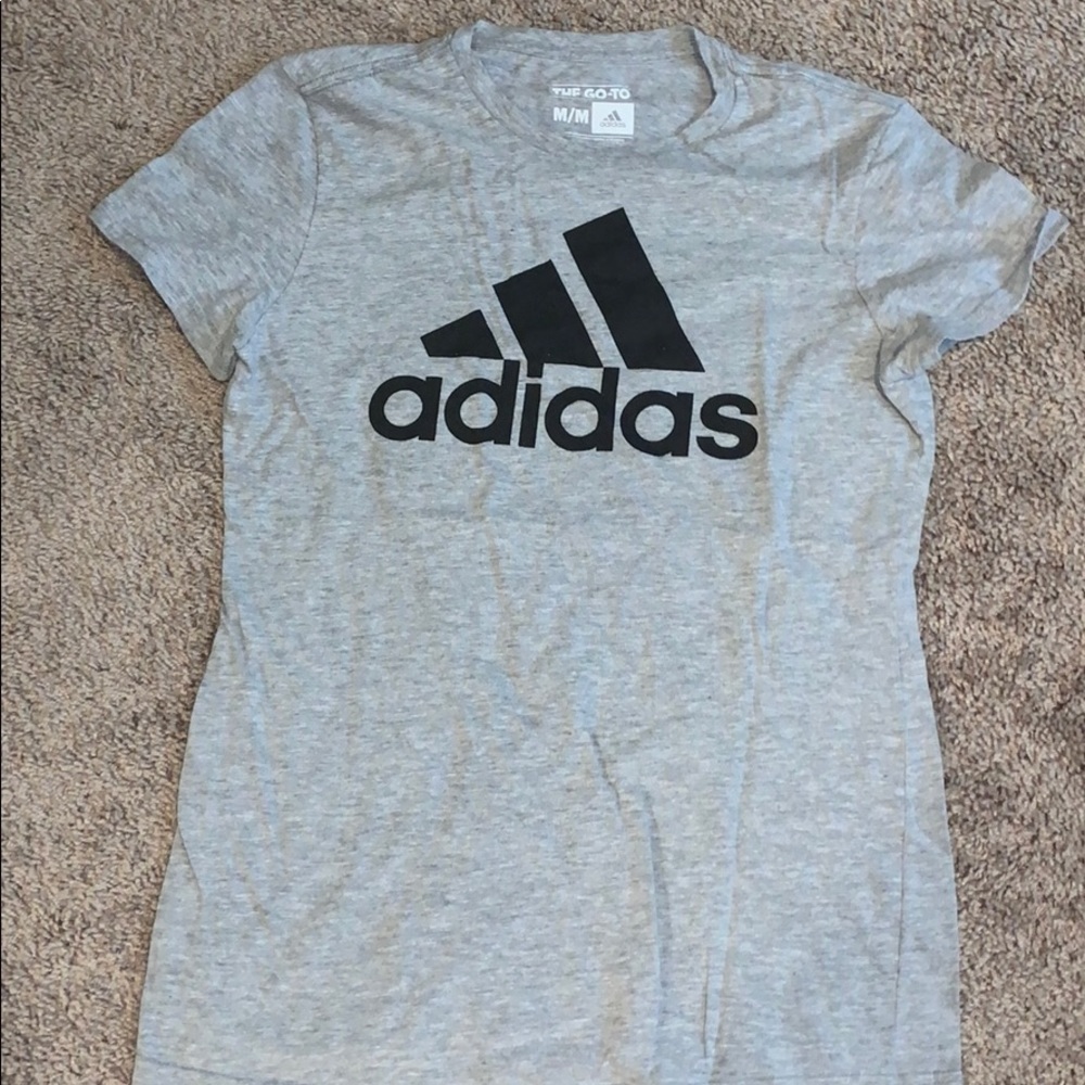 The-Go-To-Tee adidas gray
